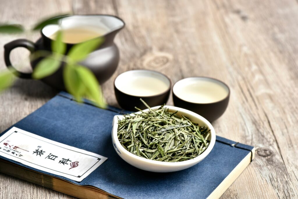 Chinese Tea in SG : Afternoon tea rituals blending flavour and harmony